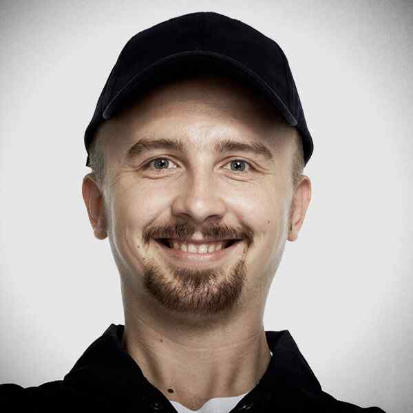 https://www.zasoram.net/storage/2018/09/our_team_03.jpg